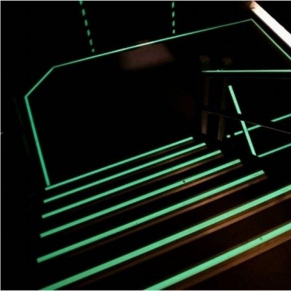 glow in the dark trapprofielen in het donker